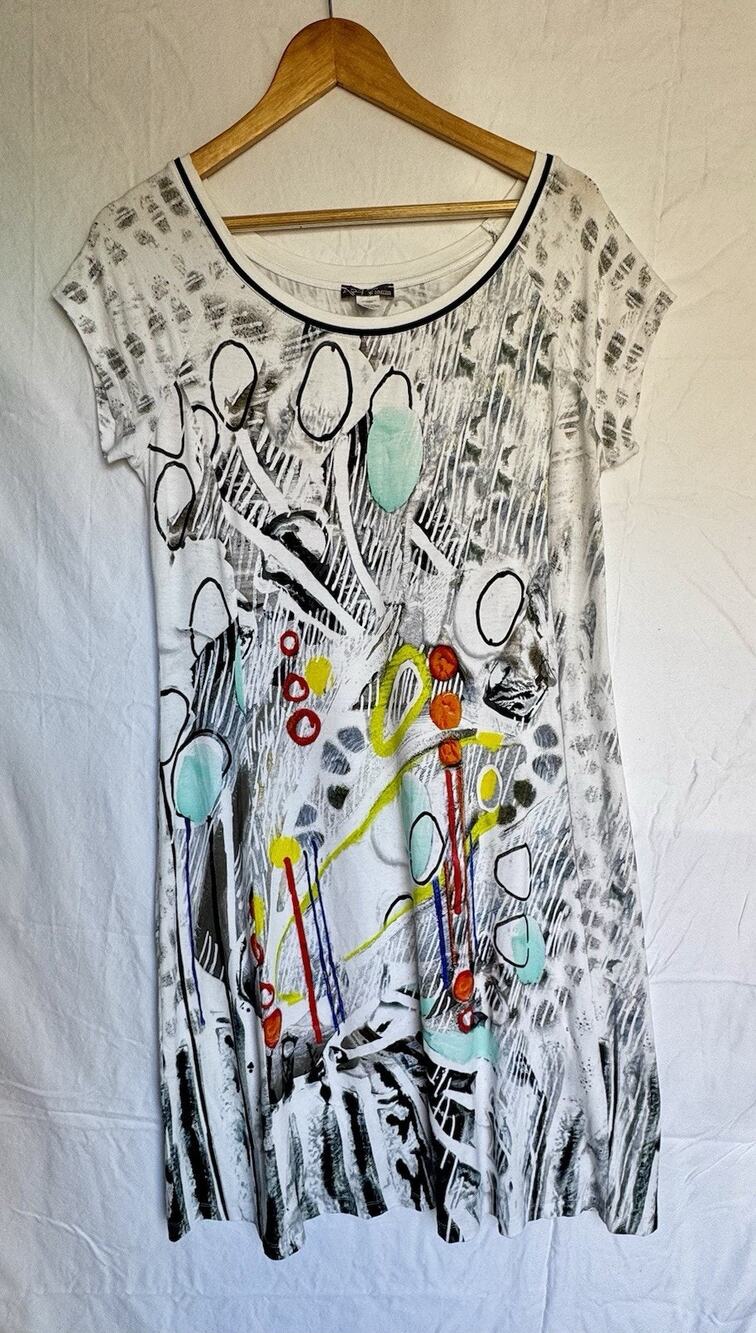 Simply Art by Dolcezza Women Art To Wear Dress L Ça se Célèbre Sylvie Cloutier